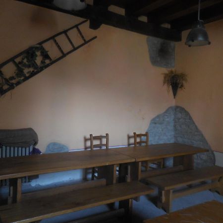 Ostello Podesteria Di Gombola Polinago ภายนอก รูปภาพ